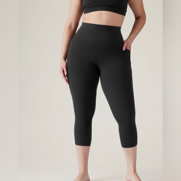 Black Women's High-Waisted Leggings - Picture 3 of 4